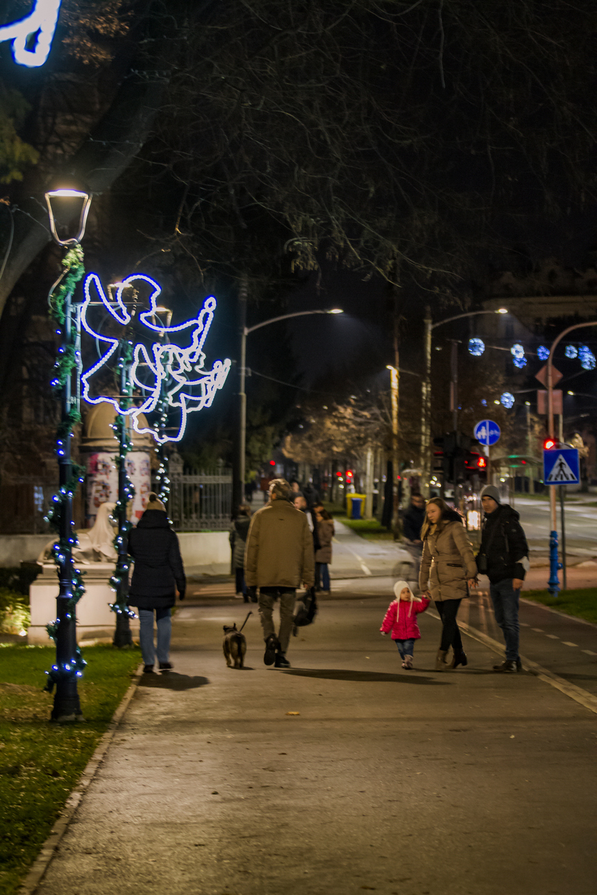 Šetnja Osijekom u subotnje poslijepodne Šetnja Osijekom u subotnje poslijepodne