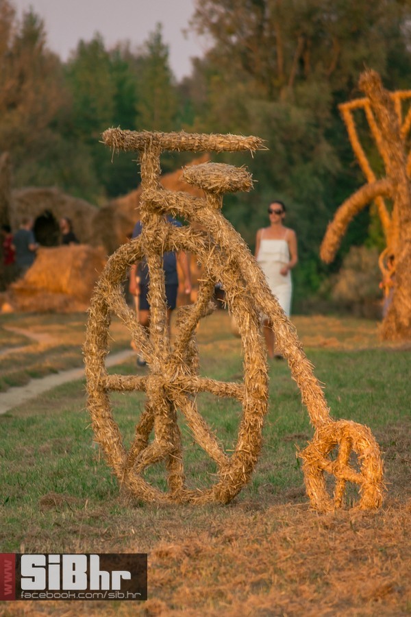 Slama_Land_Art_SiB_004
