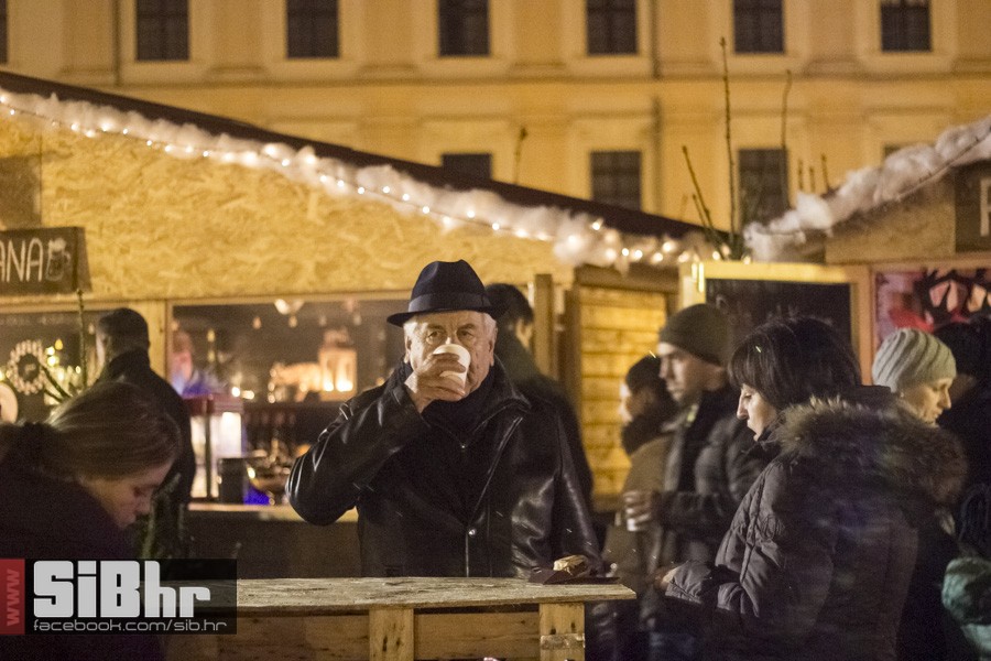 advent_prva_nedjelja_osijek_19