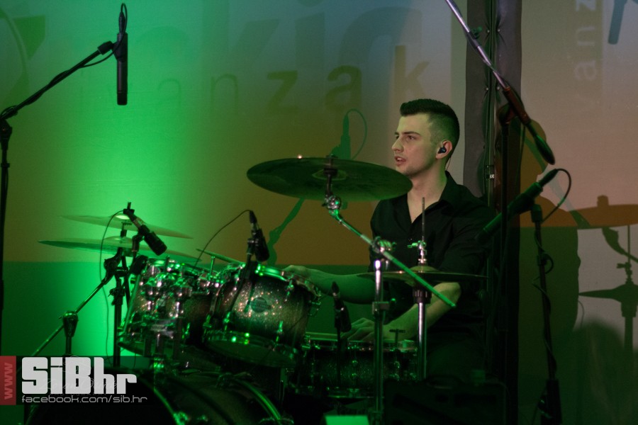 ivan_zak_goldensun_2016_sibhr_0