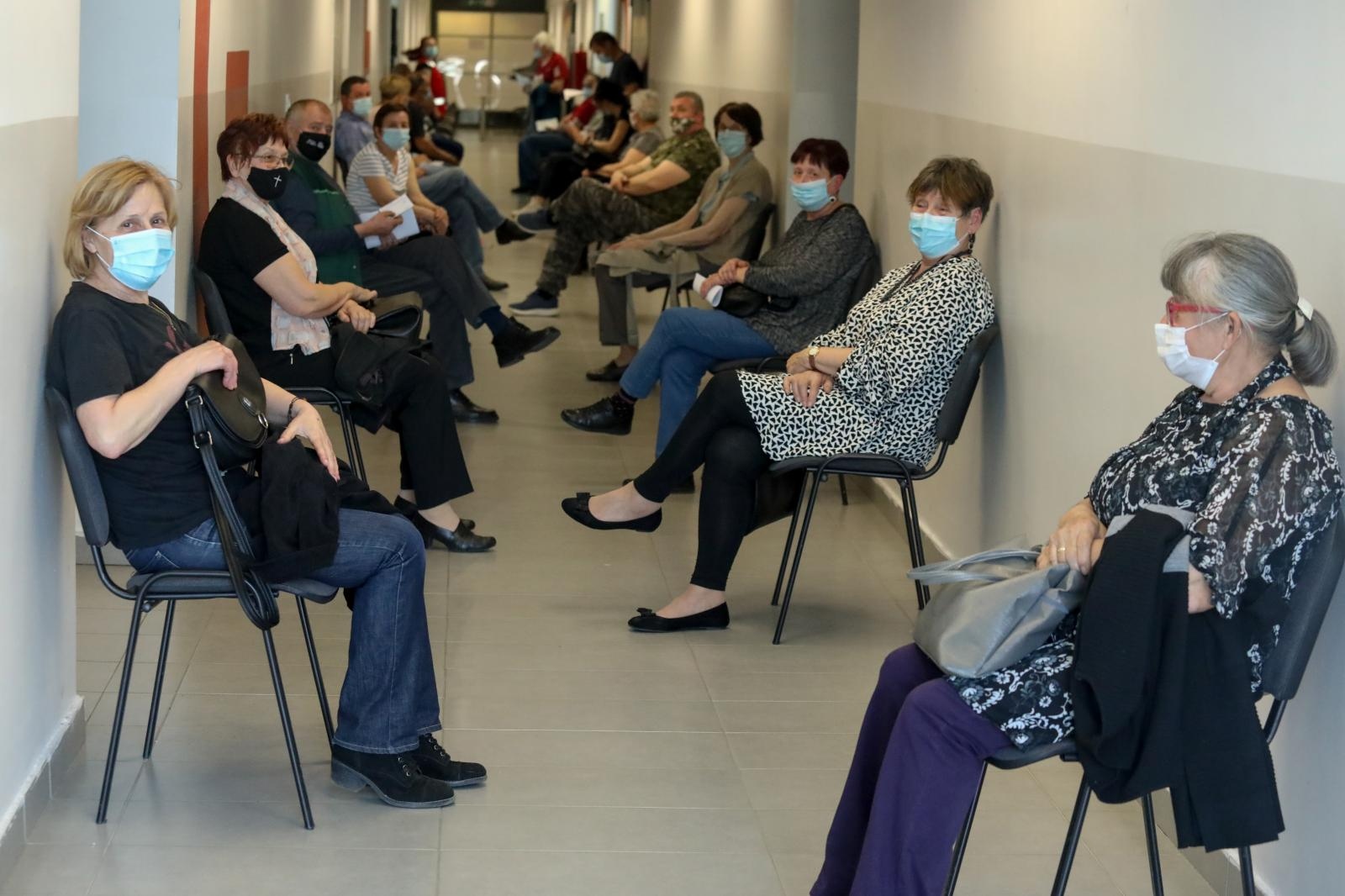 U dvorani Gradski vrt građani se cijepili protiv korone