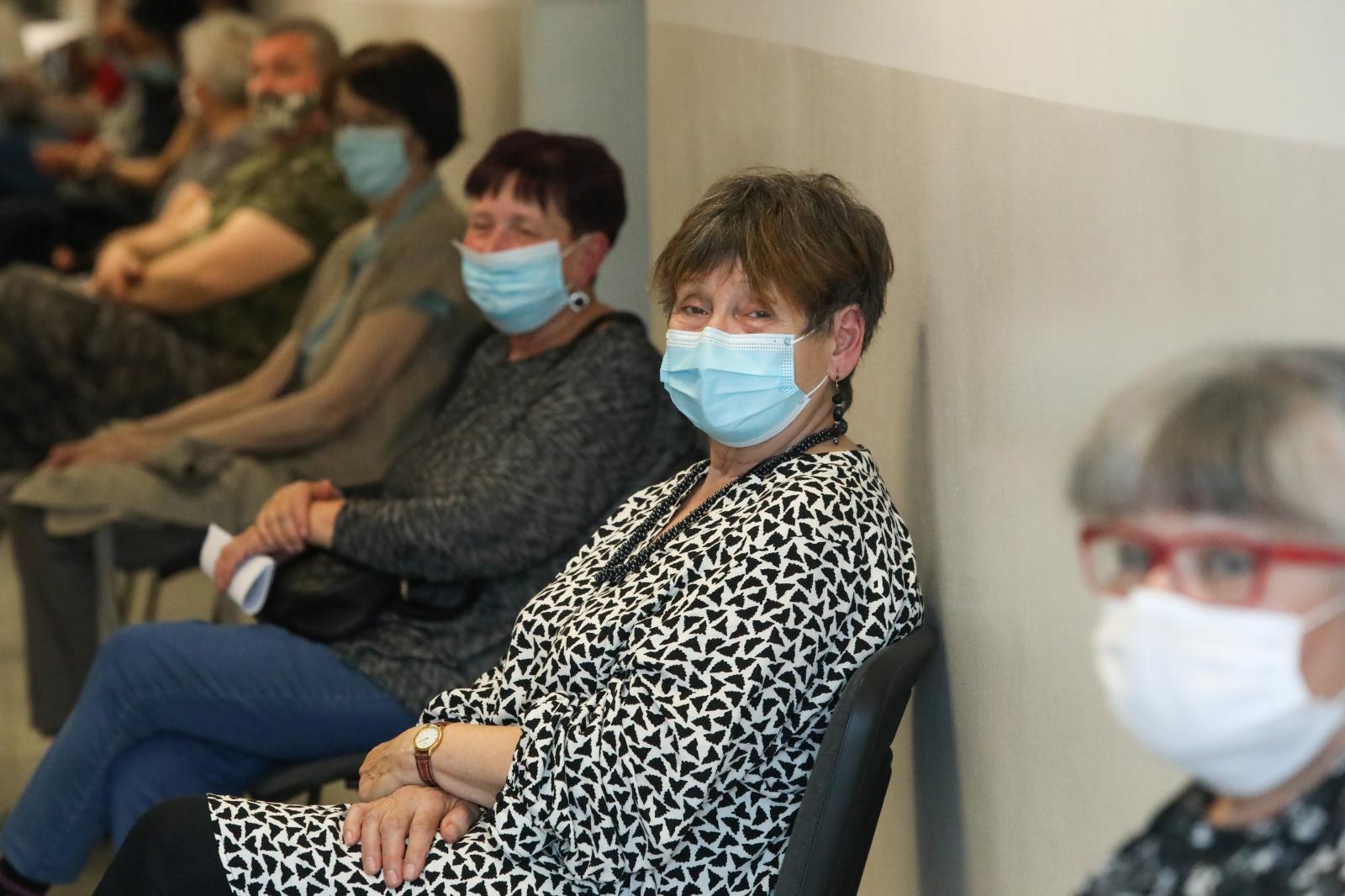 U dvorani Gradski vrt građani se cijepili protiv korone
