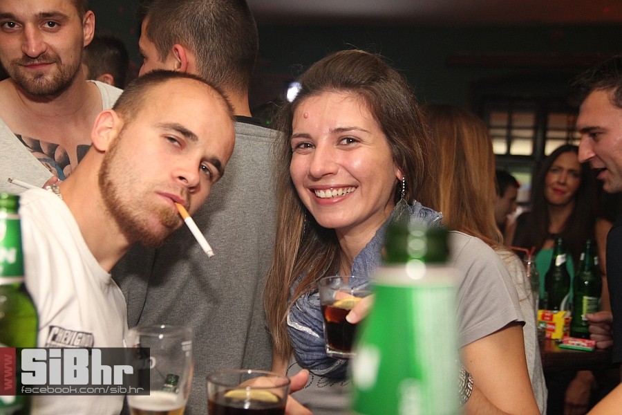 2014_10_12_fortpub_osijek_night