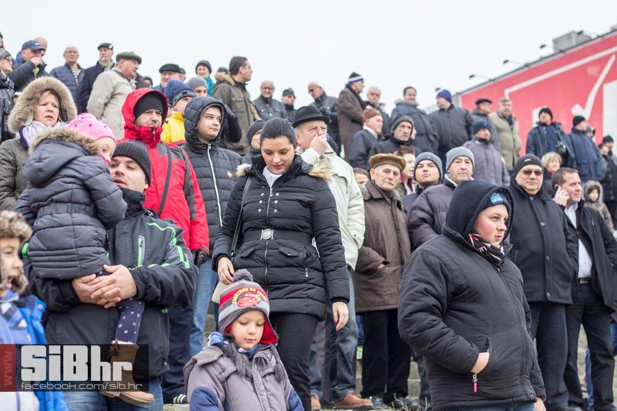 skakanje_tuljan_31122015_sibhr_