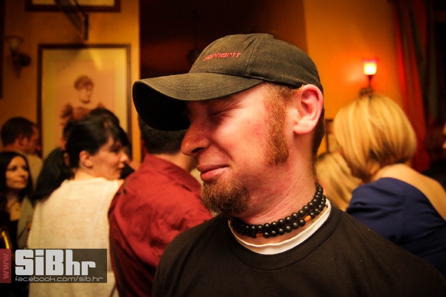 old_bridge_pub_13042013_sibhr_2 old_bridge_pub_13042013_sibhr_2