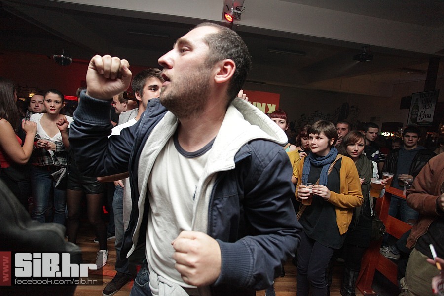 punk_party_10_atheist_rap_13102