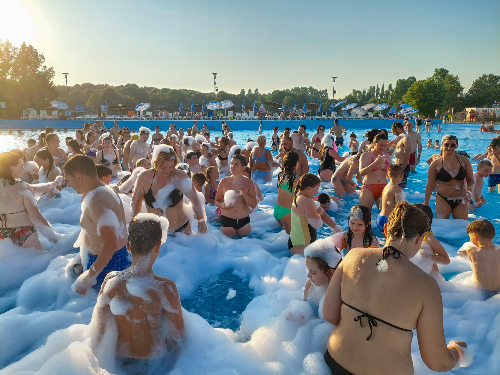 Pjena party u Bizovačkim toplicama Pjena party u Bizovačkim toplicama