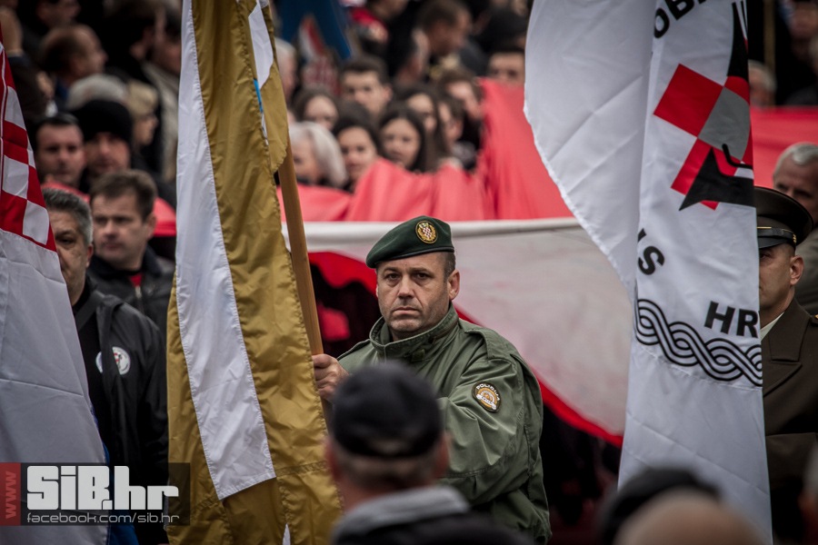 kolona_sjecanja_vukovar_1811201