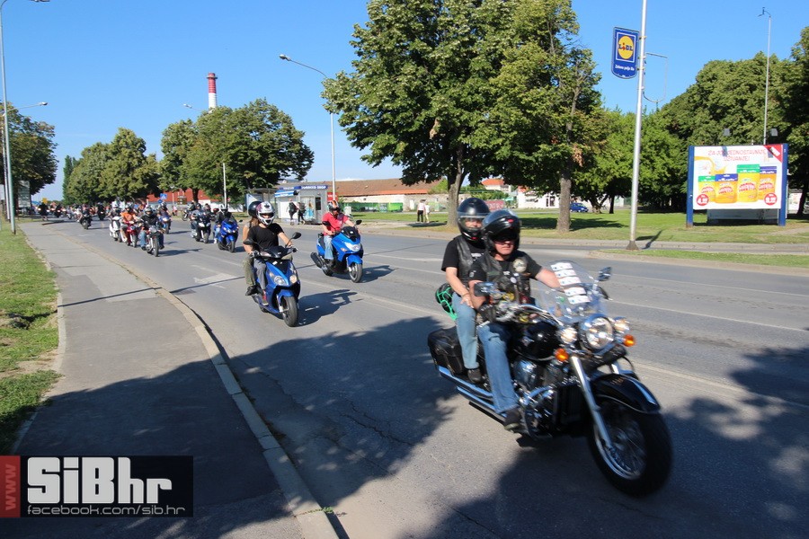 motorijada_osijek_defile_SiBhr_