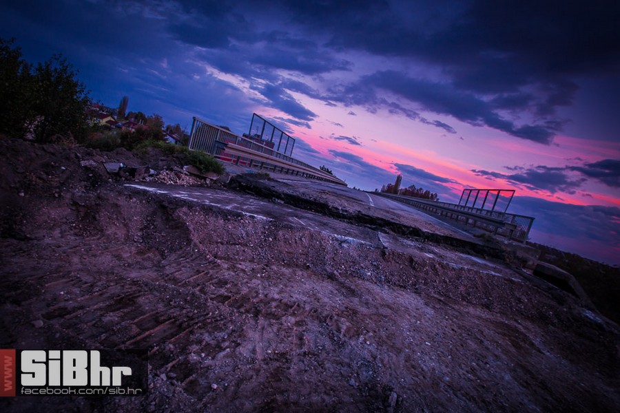 apokoalipticni_osijek_mbanic_Si