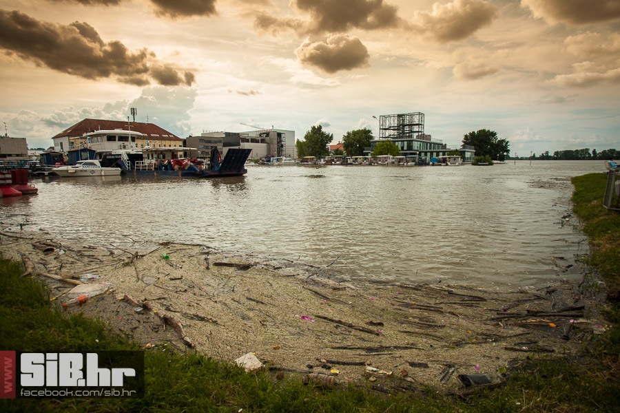 poplave_u_sib_12062013_sibhr_mb
