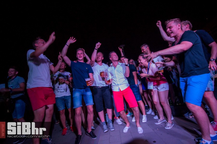 dc_party_by_zoran_32