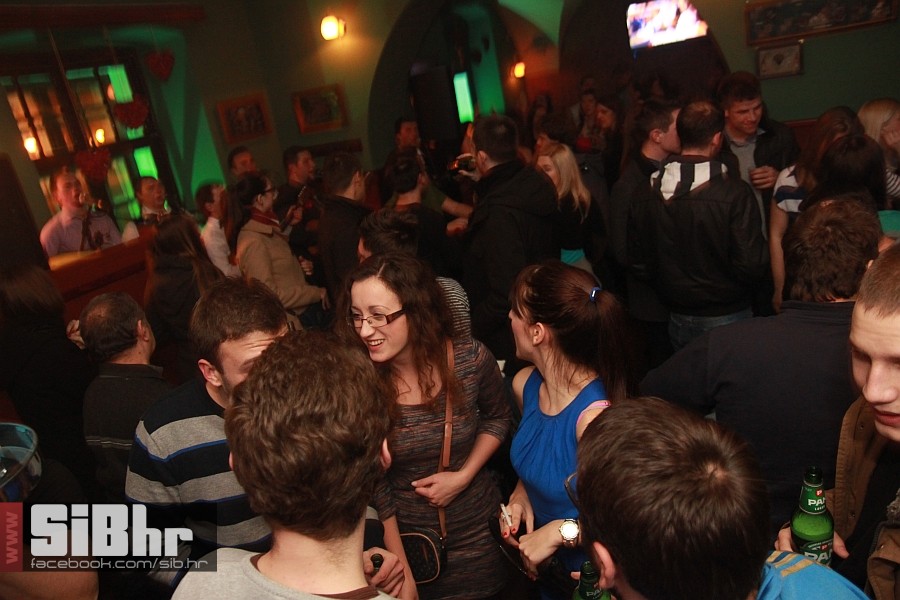 fortpub_osijek_nightlife_sibhr1