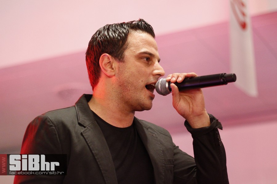 ivan_zak_avenuemall_osijek_zora