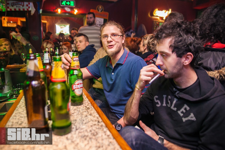 guzva_u_16ercu_barcelonapub_170