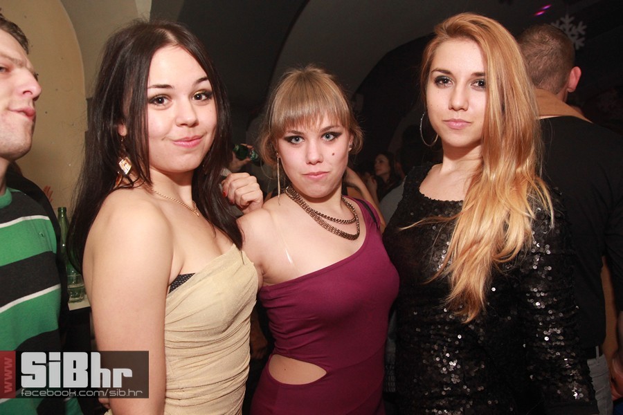 nova_godina_2014_matrix_SiBhr_1