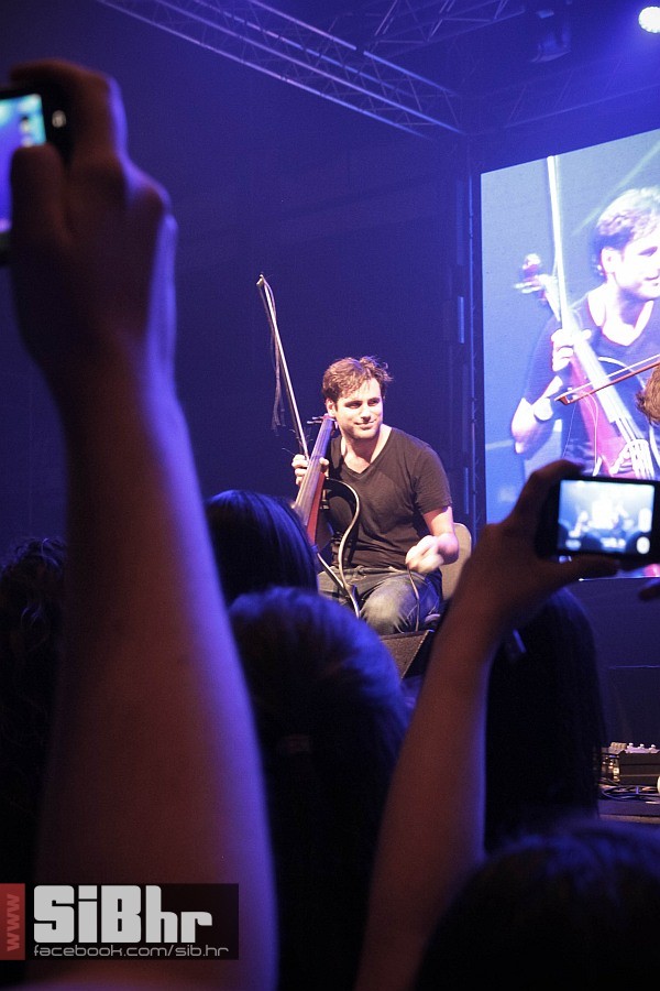 2cellos_u_gradskom_vrtu_0206201