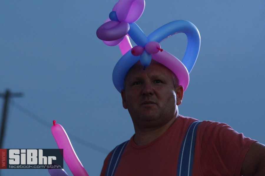 slama_dan_drugi_SiBhr_105 slama_dan_drugi_SiBhr_105