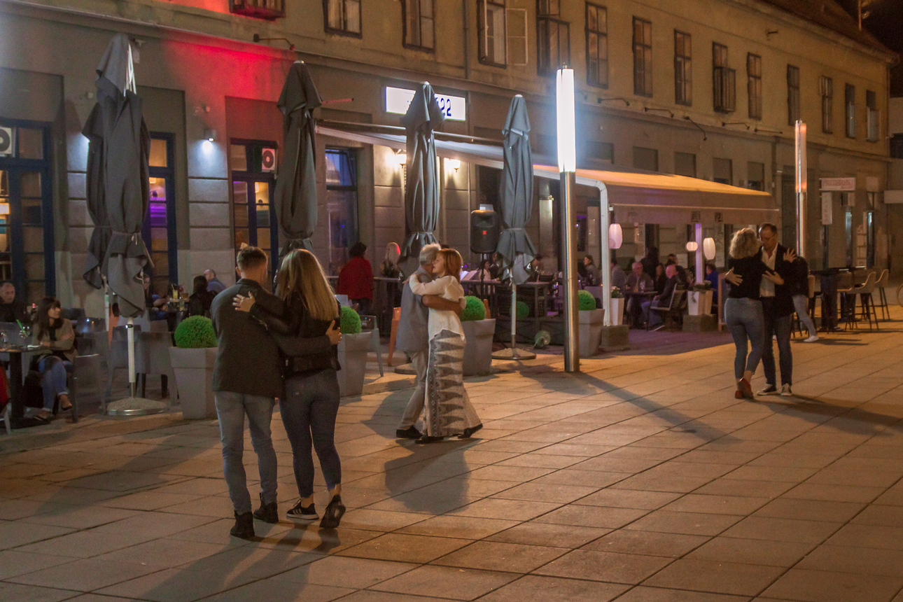 Petak navečer u Osijeku Petak navečer u Osijeku