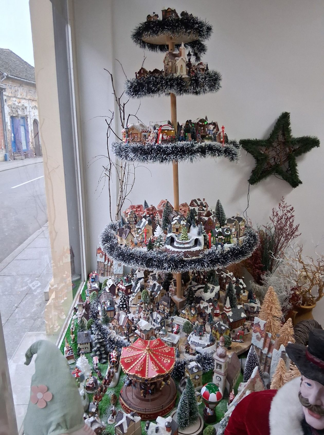 Božićna drvca 2025.