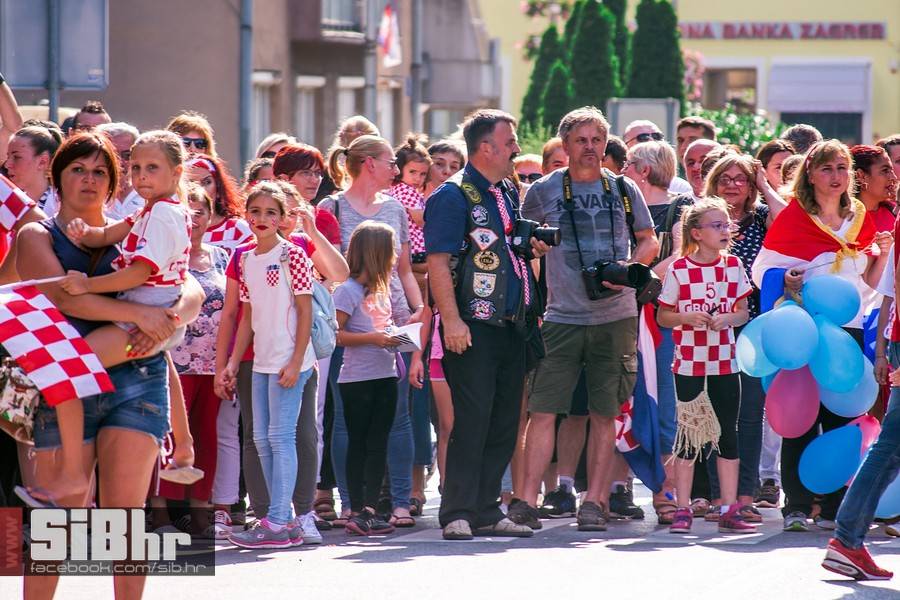 Domagoj_Vida_SiBhr-15