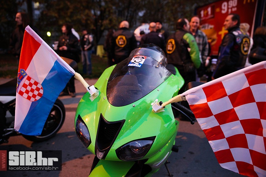 karavana_2012_02 karavana_2012_02