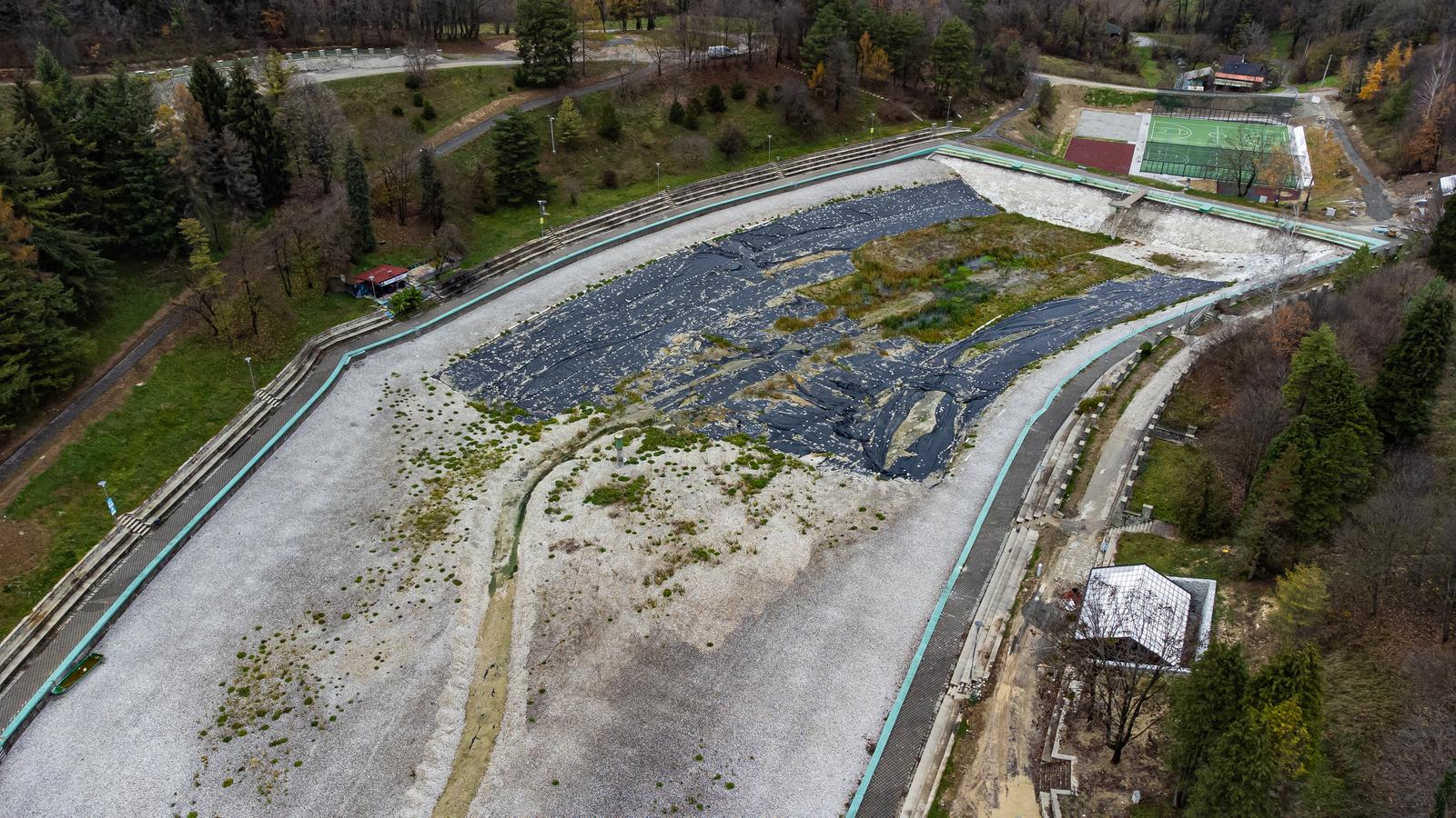Radovi an uređenju orahovačkog Jezera, prosinac 2022.