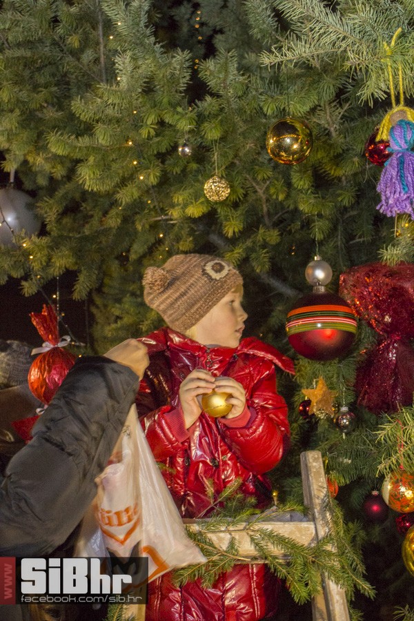advent_u_tvrdji_dan_grada_osije