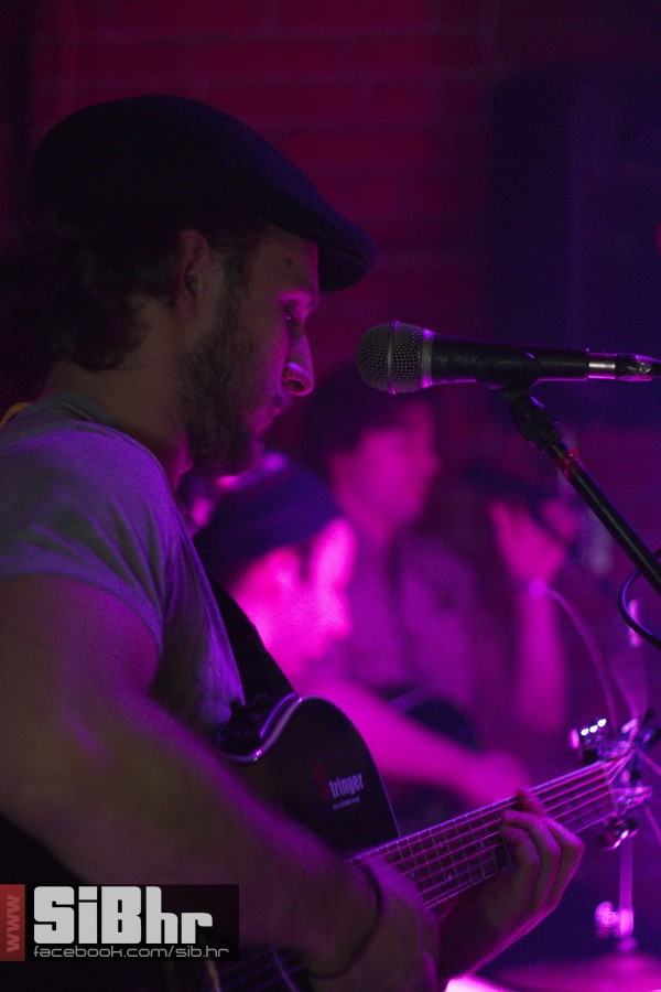 akusticna_svirka_cadillac_16