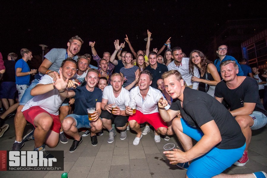 dc_party_by_zoran_30