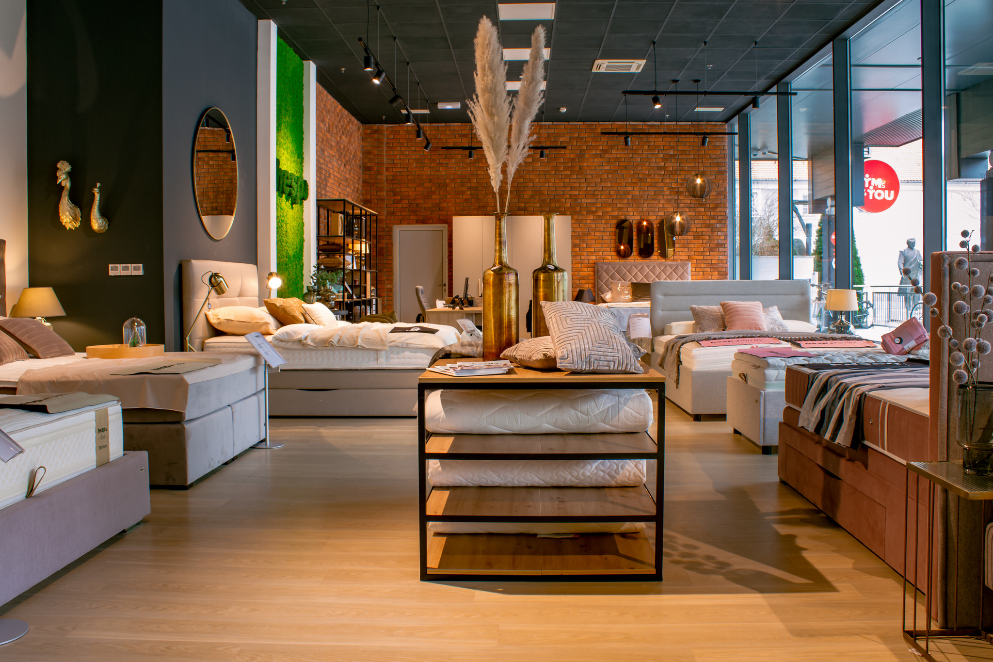 Hespo salon u Superu Hespo salon u Superu