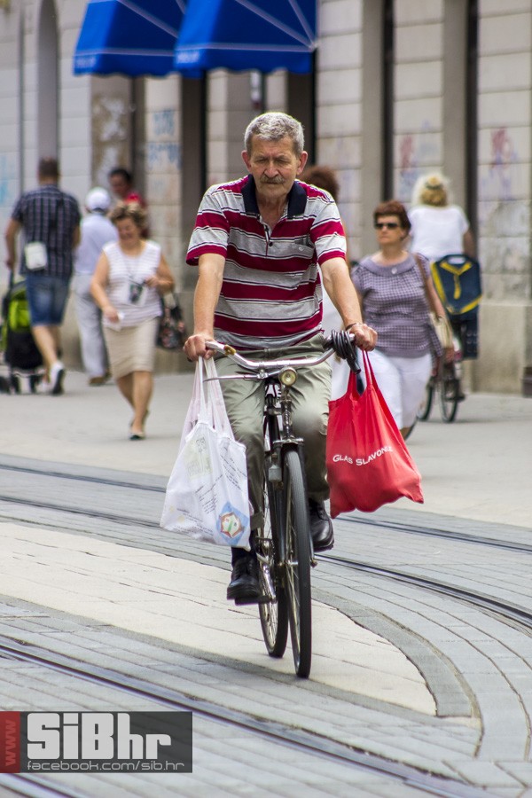 legice_i_lege_na_biciklima_srpa