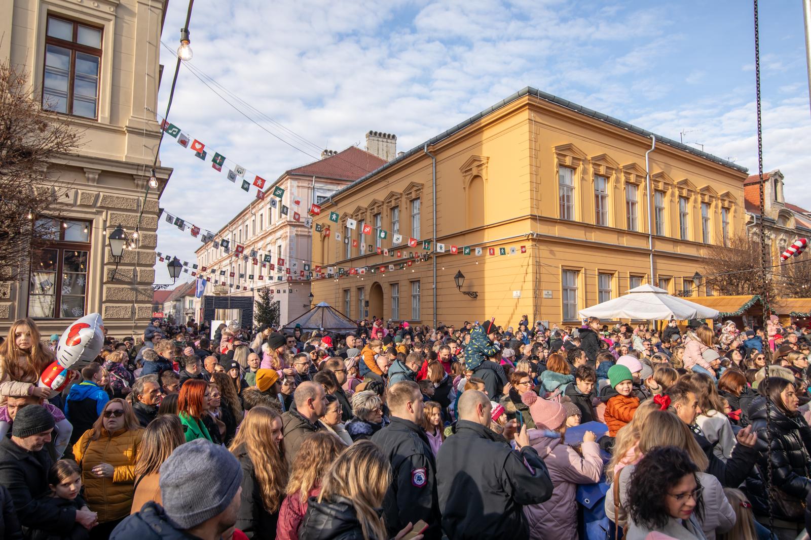 Doček male Nove godine 2023.