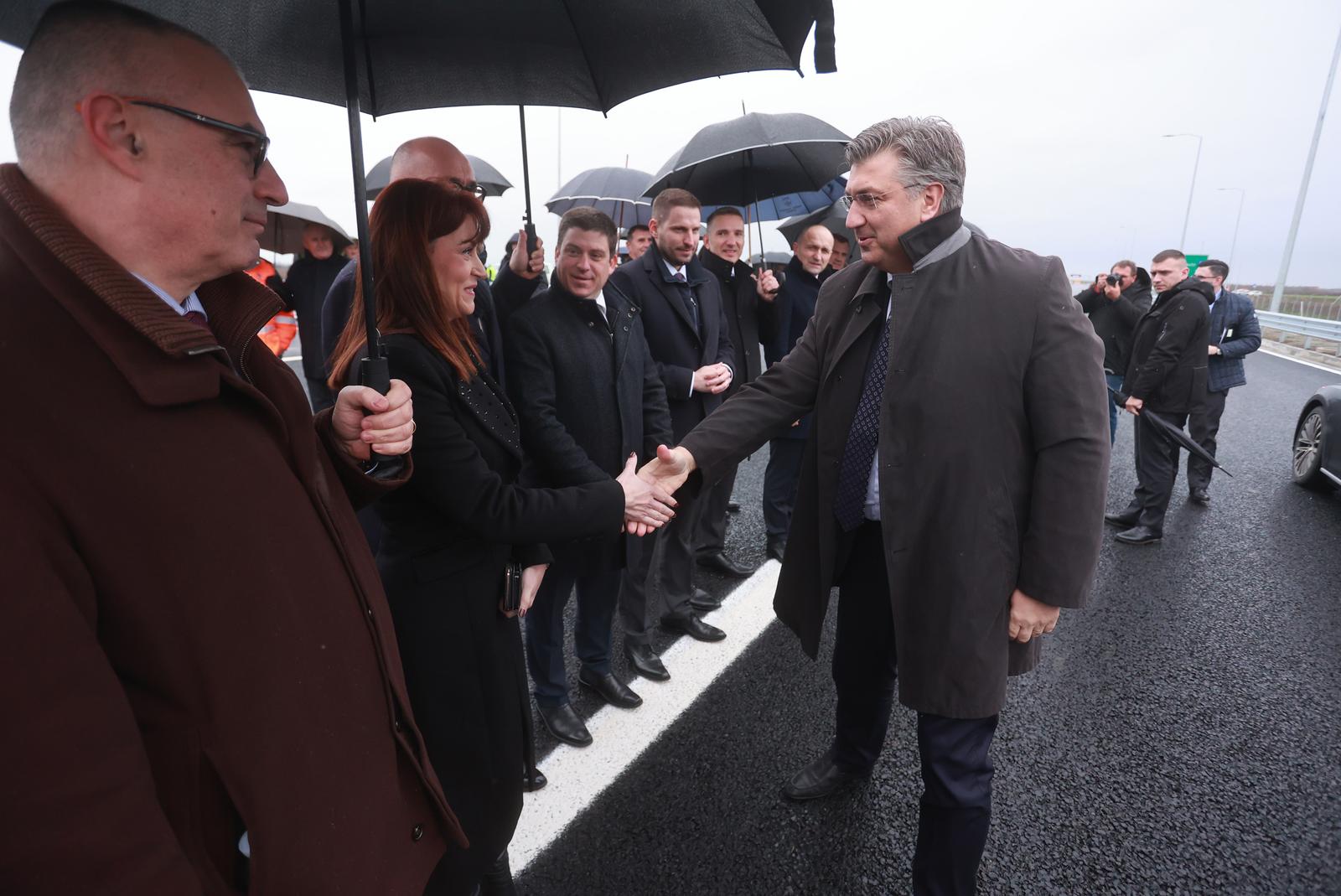 Otvorena autocesta kroz Baranju