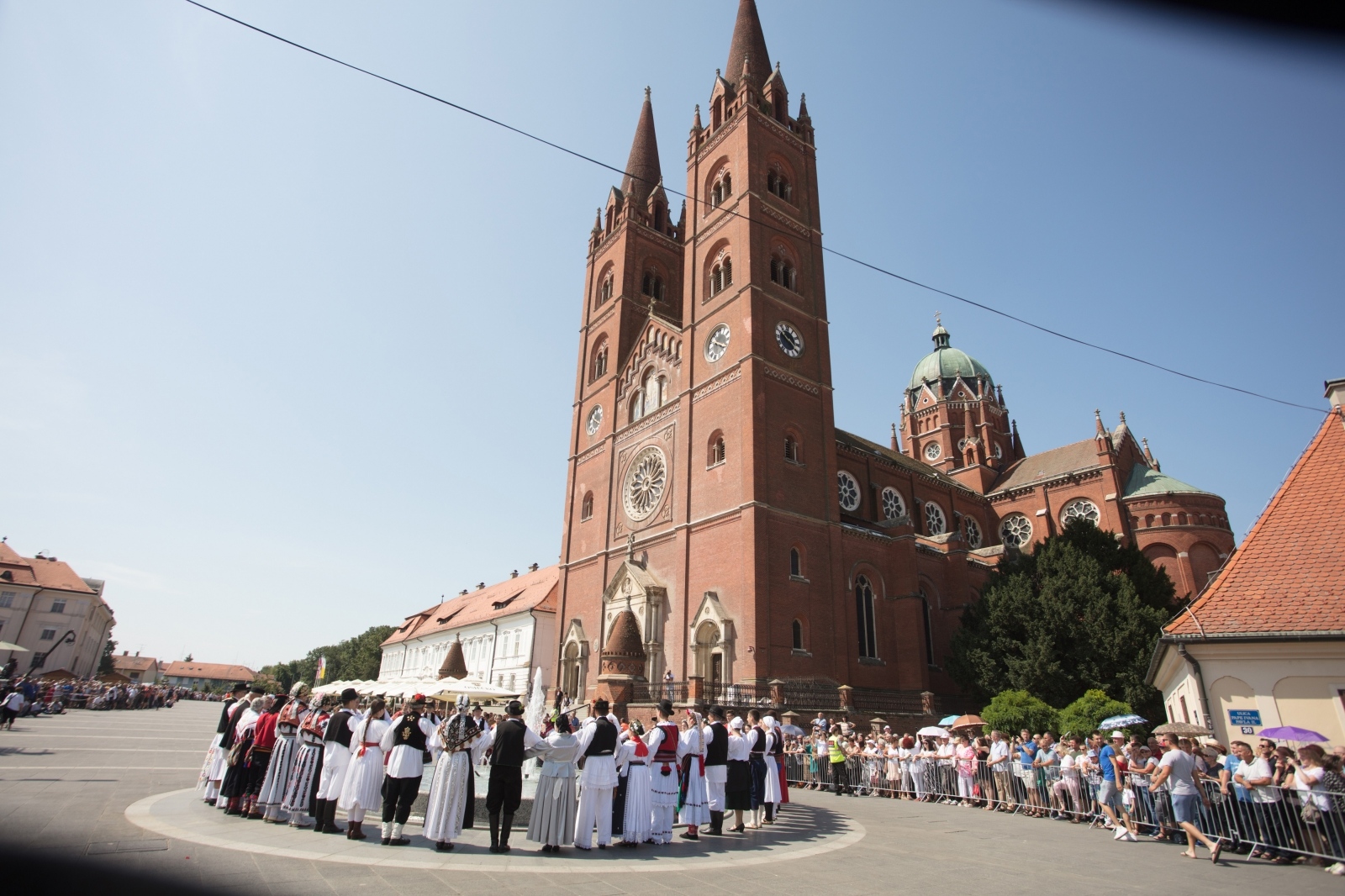 53. Đakovački vezovi
