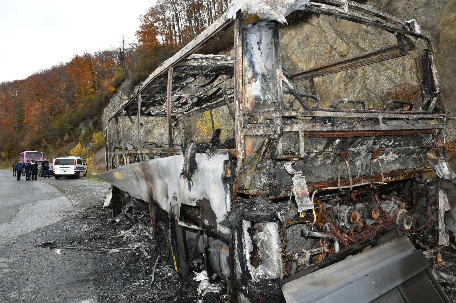 Požar autobusa na Papuku