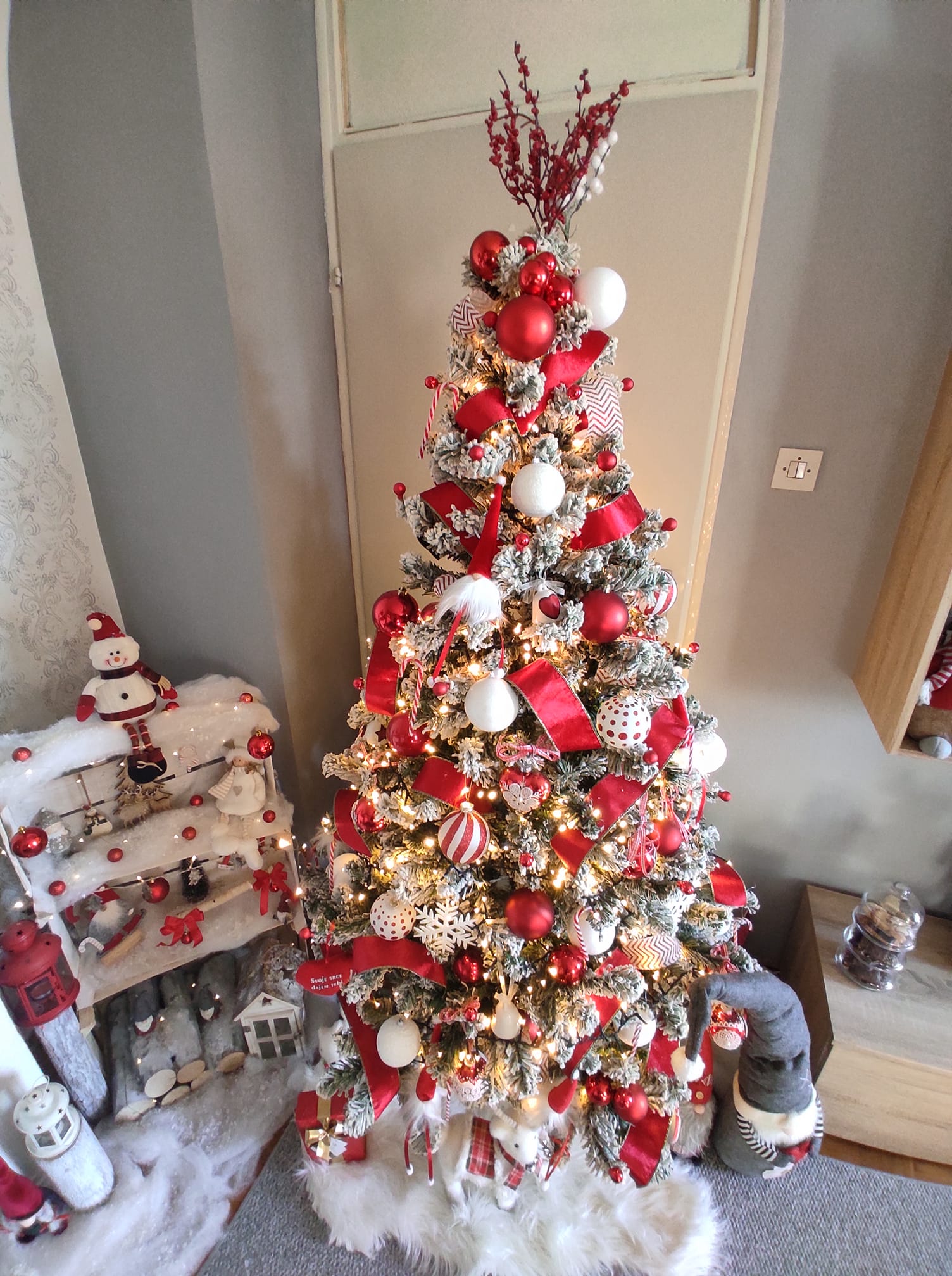 Najljepša božićna drvca naših čitatelja 2022.