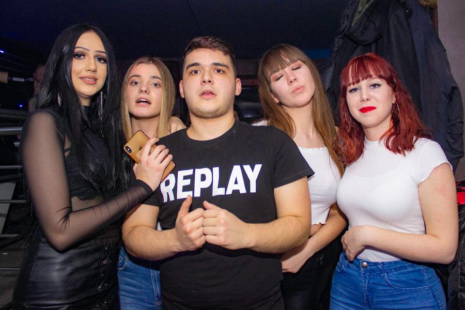MC Stojan u đakovačkom Shineu