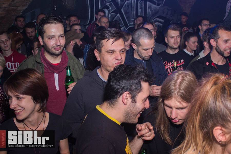 masinko_exit_SiBhr_10