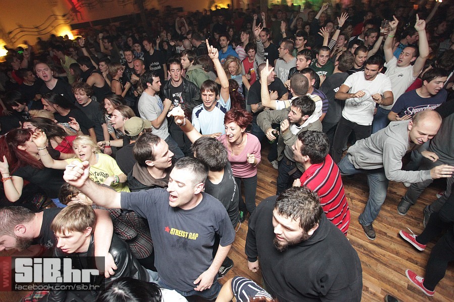 punk_party_10_atheist_rap_13102
