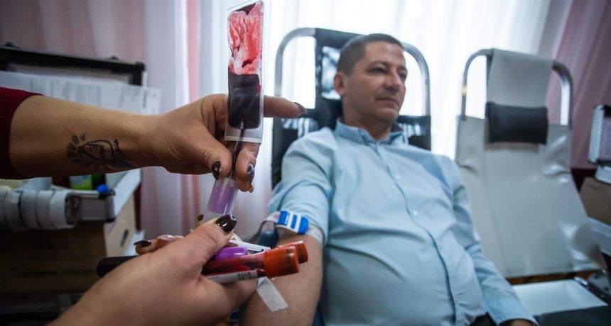 Dobrovoljno darivanje krvi Dobrovoljno darivanje krvi