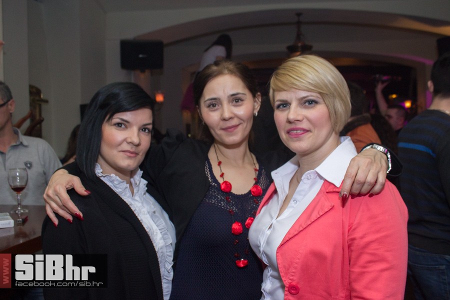 old_bridge_pub_1