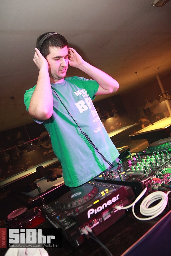 PLANB_osijek_nightlife_sibhr15_