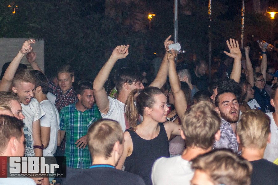 dc_party_by_zoran_40