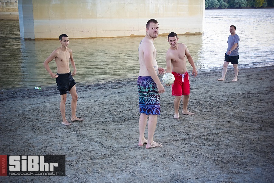 exit2013_SiBhr_36