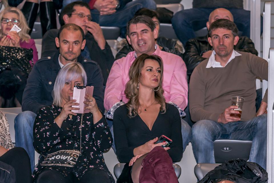 Haris Džinović i legice u dvorani Gradski vrt