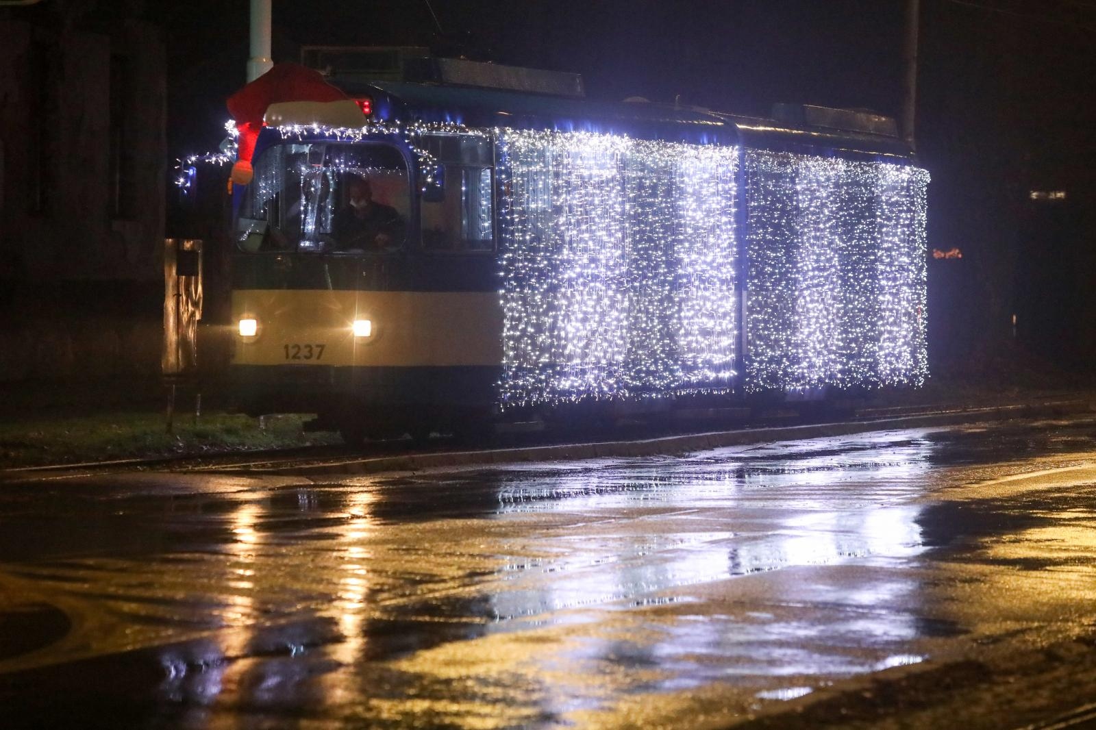 Božićni tramvaj ove godine vozi na redovnoj liniji