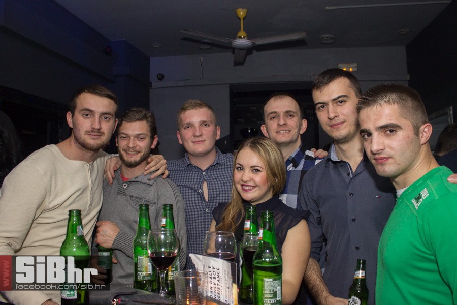 TUFNA_1912_2015_SiBhr_25
