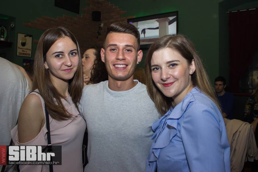 fort_pub_1