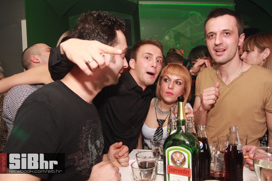 nova_godina_2014_matrix_SiBhr_2